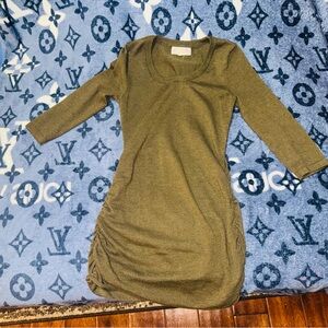 👑 RUCHED OLIVE MINI DRESS — SIZE SMALL
